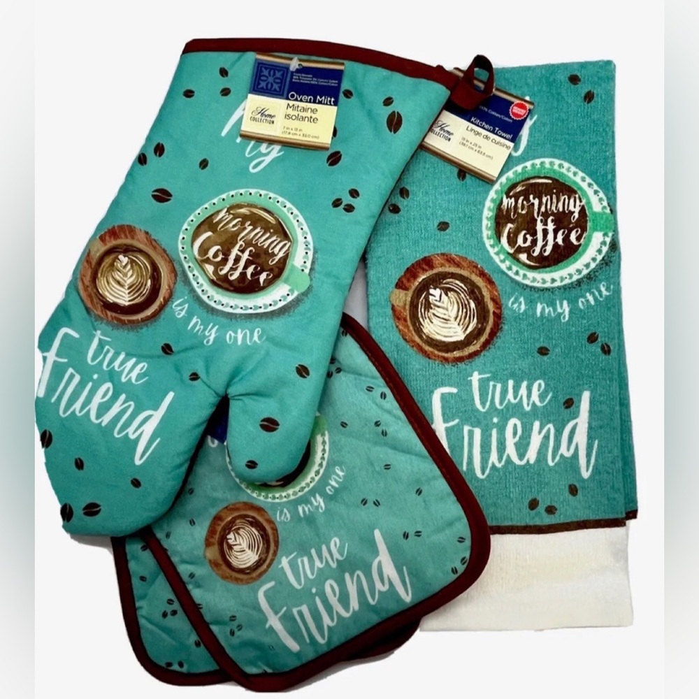 Oven Mitt and Two Pot Holders 1 Kitchen Towels Made With Love For Your Kitchen!!